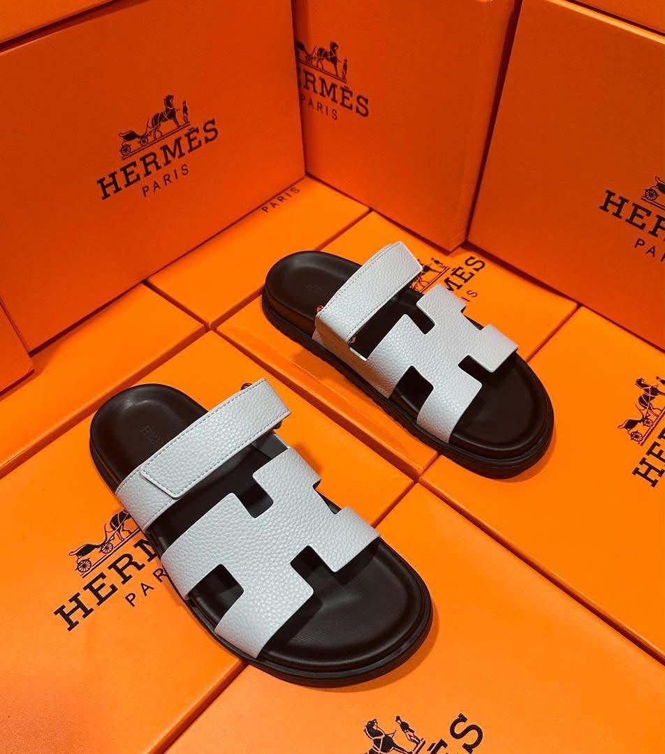 HERMÈS 10