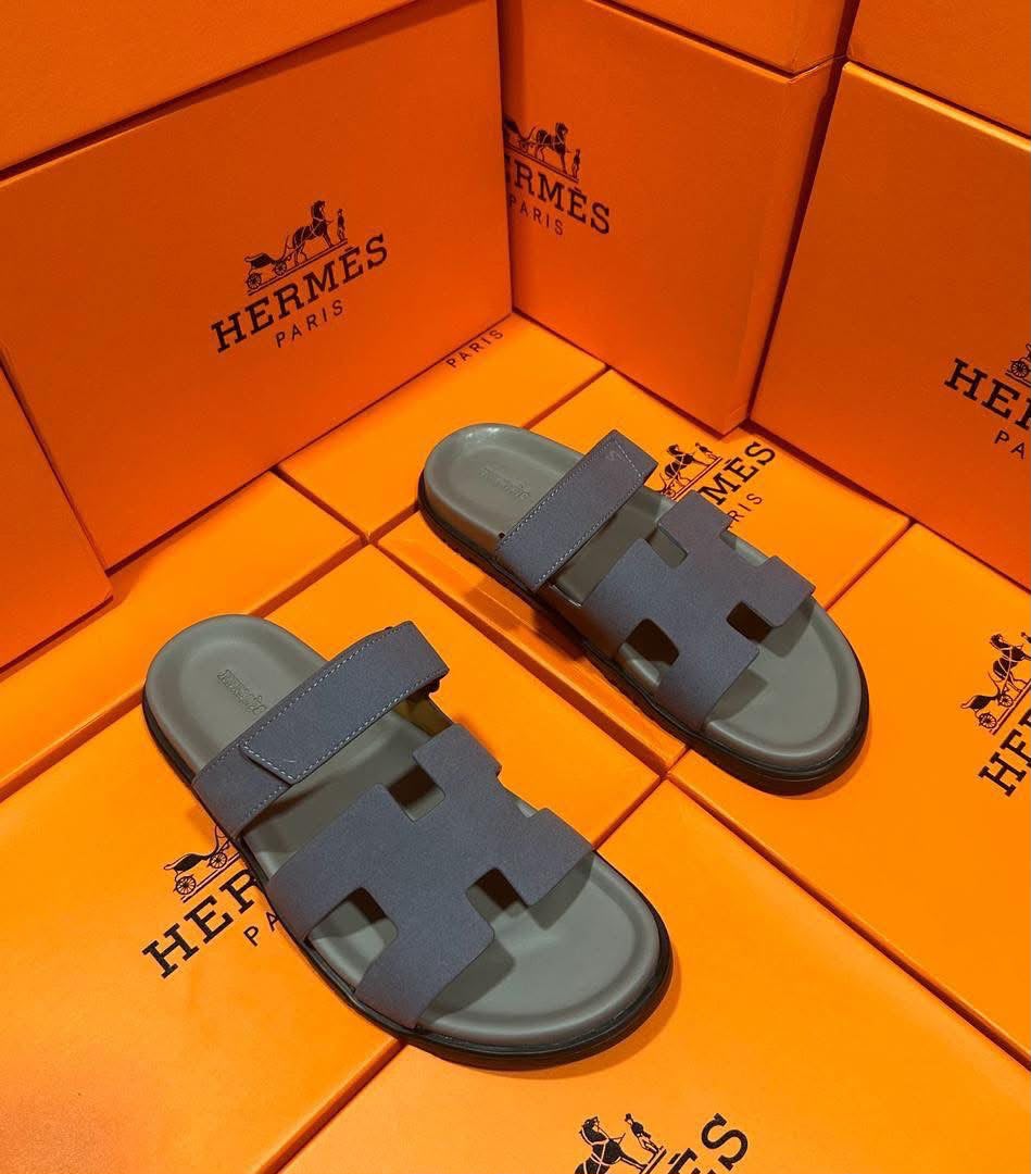 HERMÈS 11