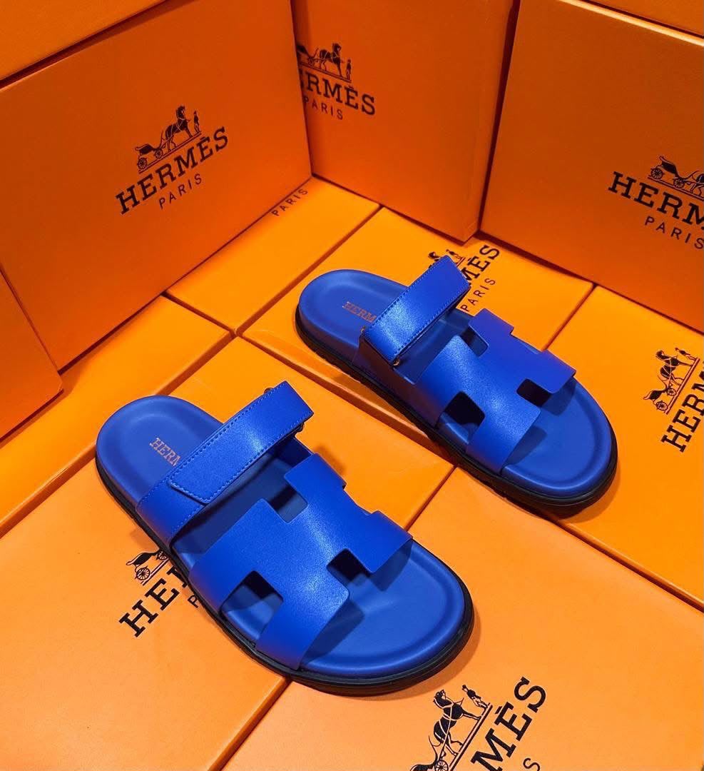 HERMÈS 8